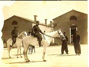 CA de- 014- Casernes des Chasseurs- Bd Andrieux